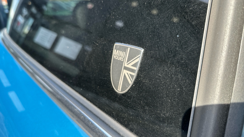 MINI Hatchback 1.5 Cooper Exclusive 3dr Auto Petrol Hatchback